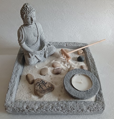 Zen garten mit - mit, buddha