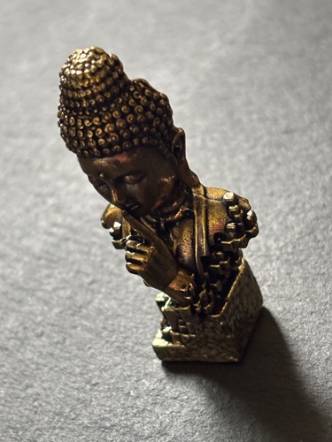 Buddha figur silence - buddha,