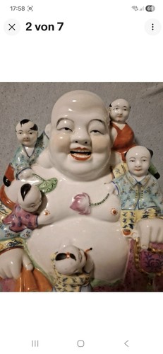 Lachender buddha mit fünf - buddha,